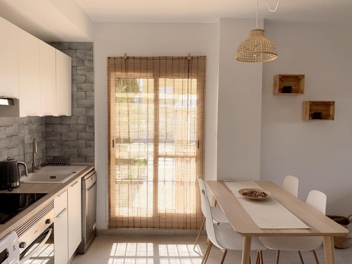 Marinas Sol - Tu Hogar Con Jardin Privado! Apartment Vera Luaran gambar